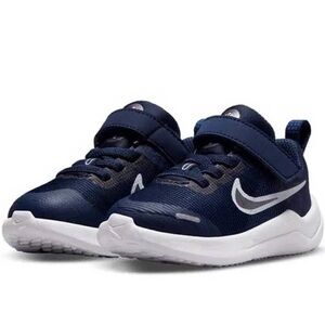 NEW Nike Downshifter Toddler Shoes Midnight Navy Size 5C strap